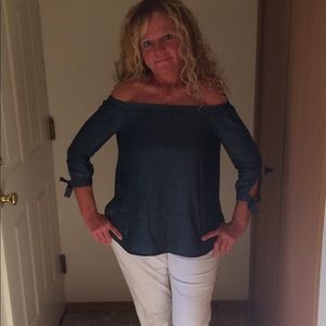 Meet your Posher, Sheila